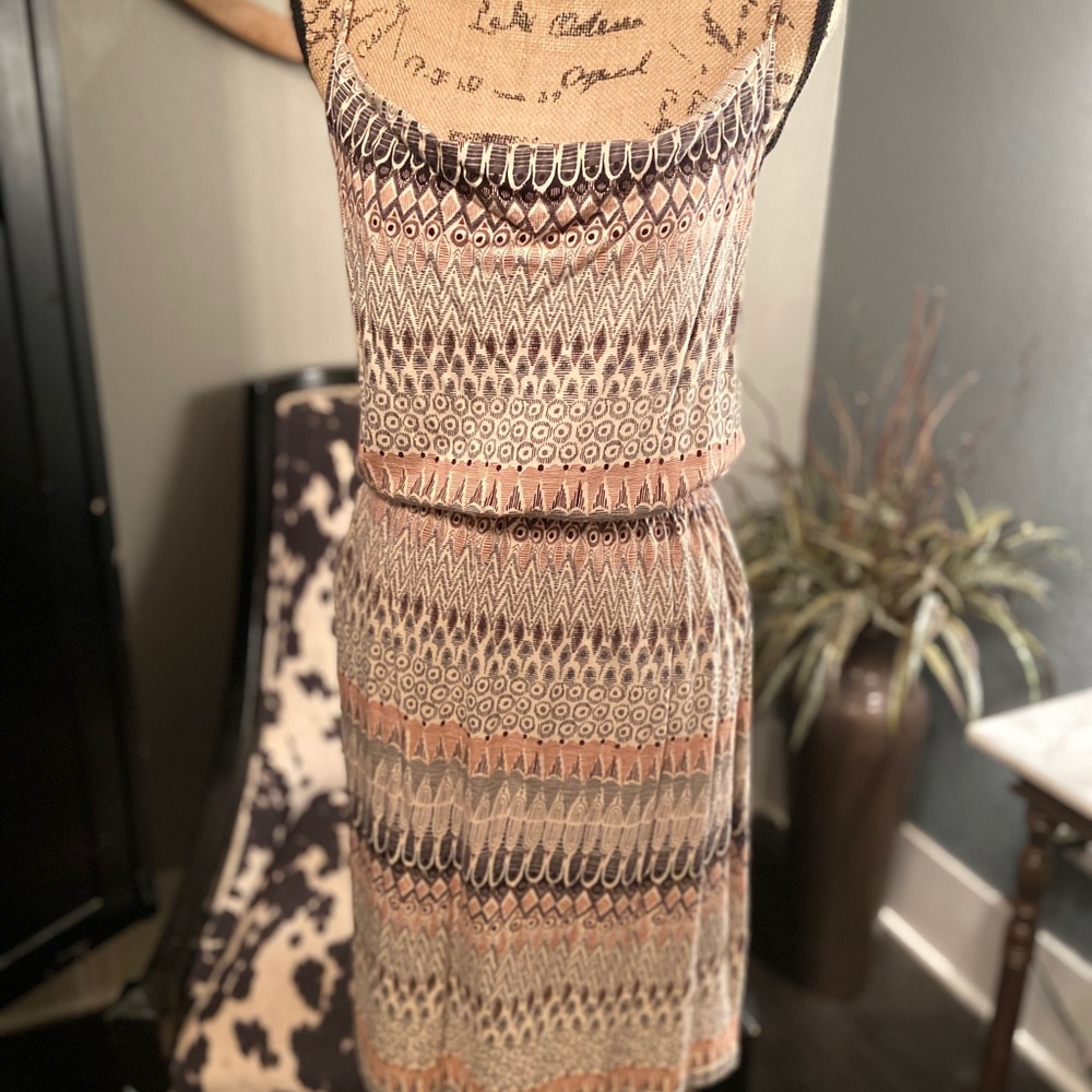 Women’s dress